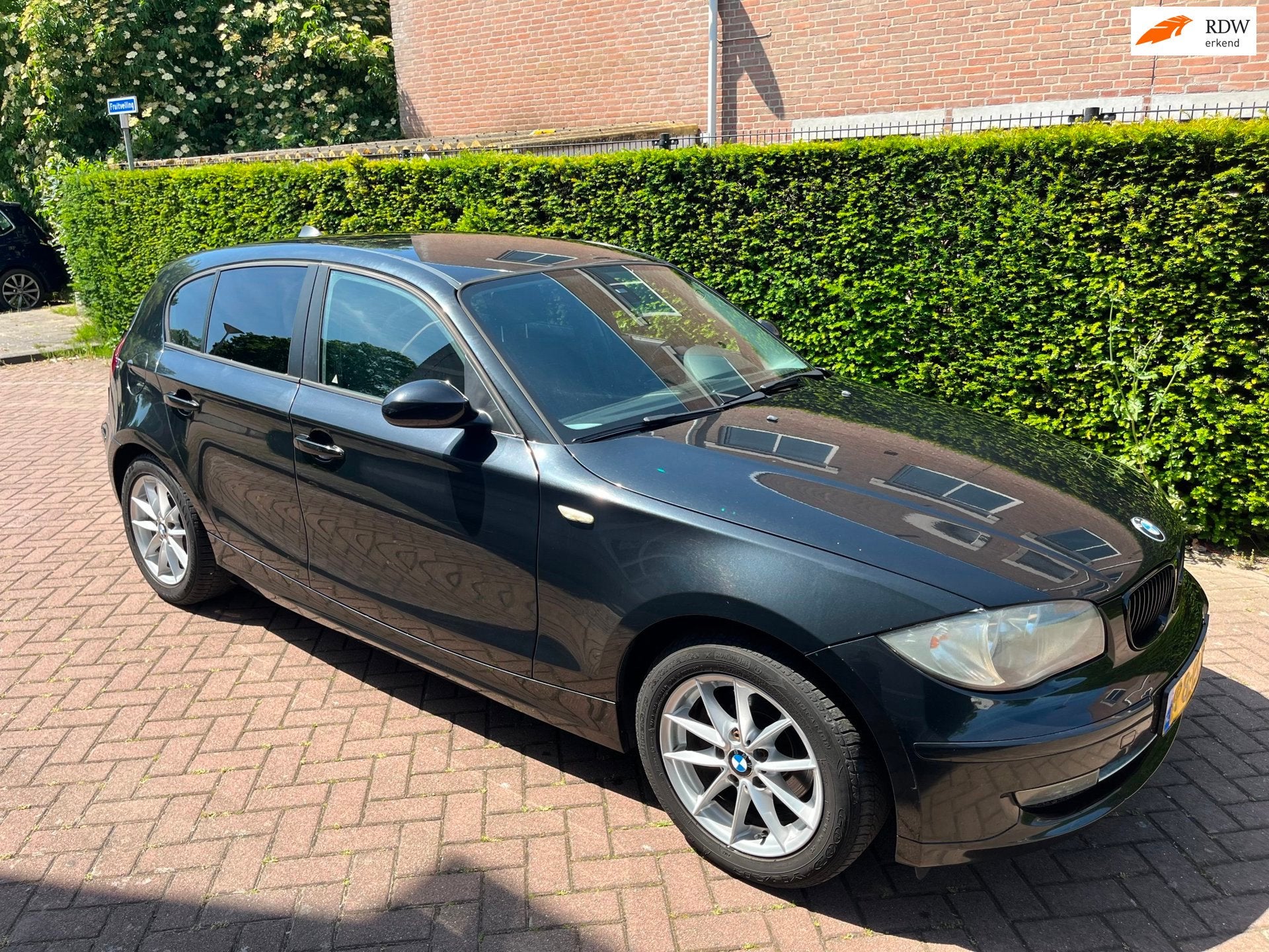 BMW 1-serie 118i |APK NIEUW|, Auto's, BMW, 1-Serie, Zwart, Handgeschakeld, Electronic Stability Program (ESP)