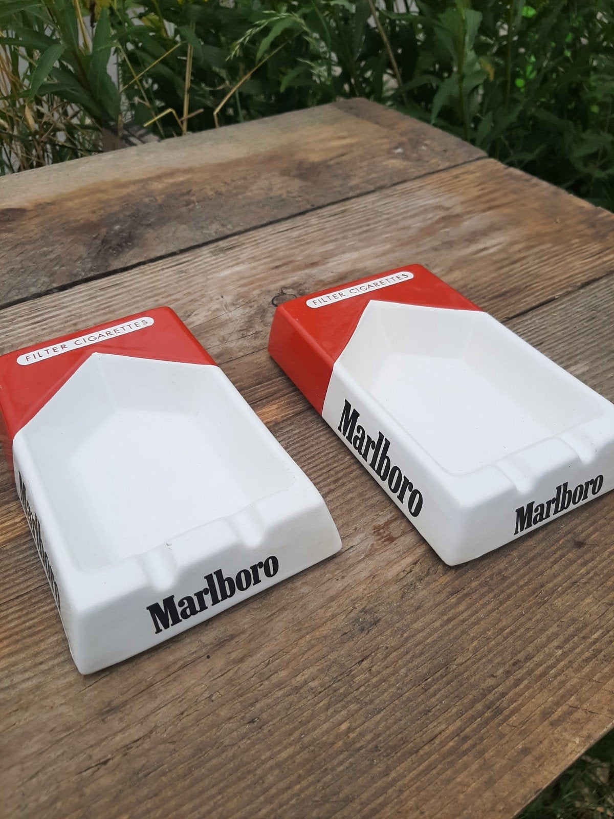 Vintage MARLBORO asbak - (sigaret / Retro / café), Verzamelen, Rookartikelen, Aanstekers en Luciferdoosjes, Ophalen of Verzenden