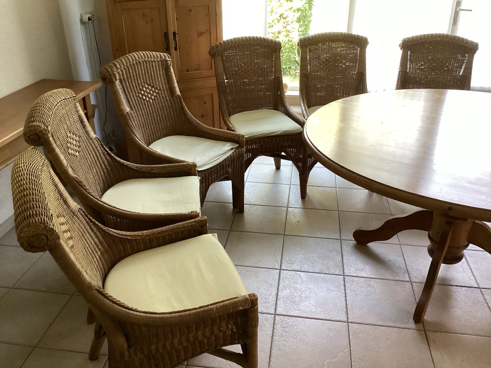 6 rieten eetkamerstoelen met kussens, Ophalen, Gebruikt, Bruin, Riet of Rotan