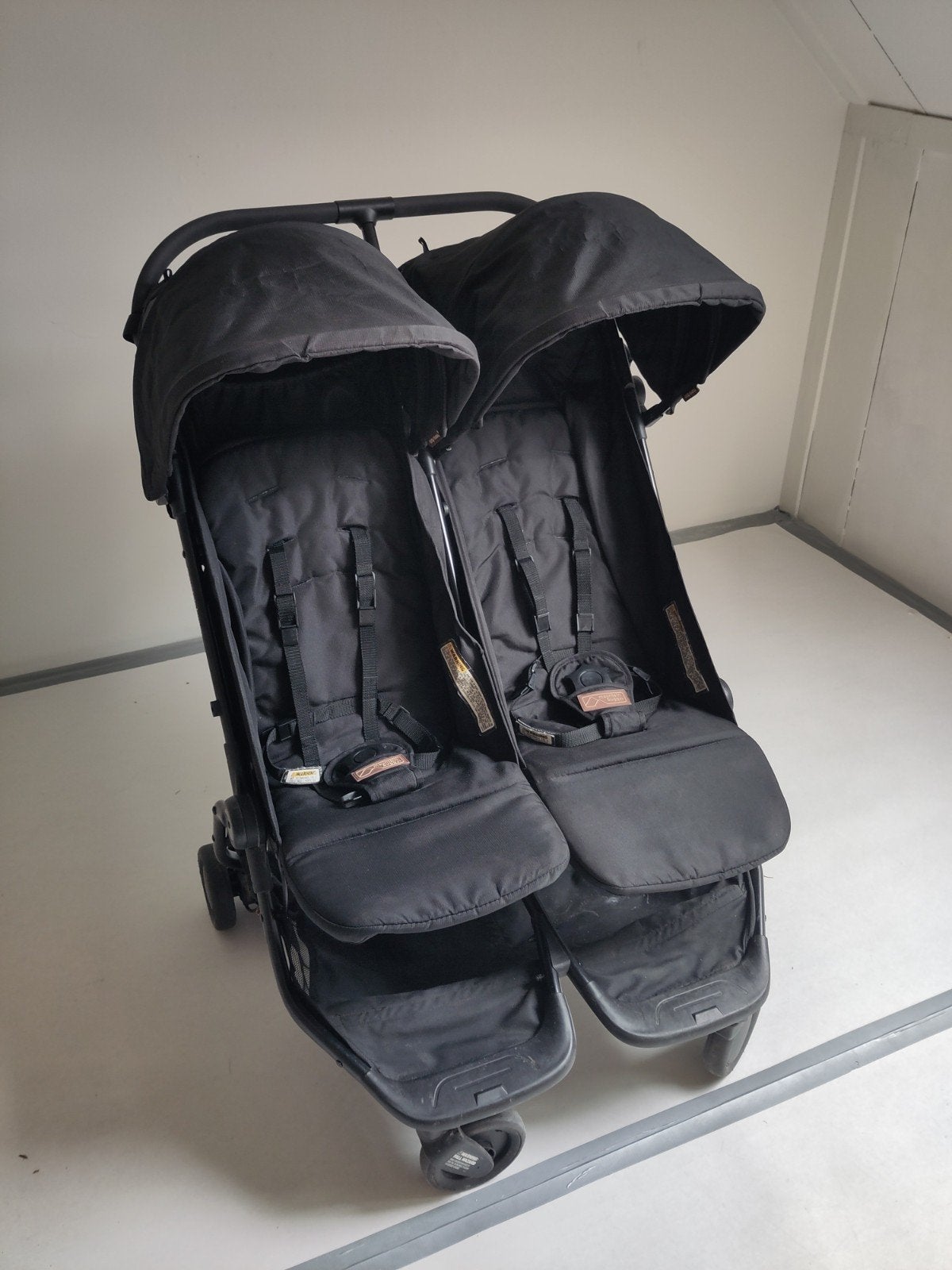 Mountain Buggy Nano Duo - Compacte Duowagen, Ophalen