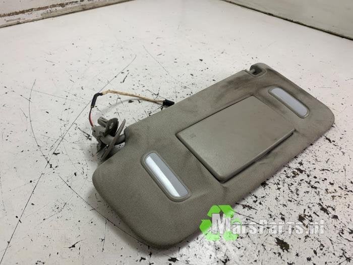 Zonneklep van een Opel Mokka, Gebruikt, -, -, Opel