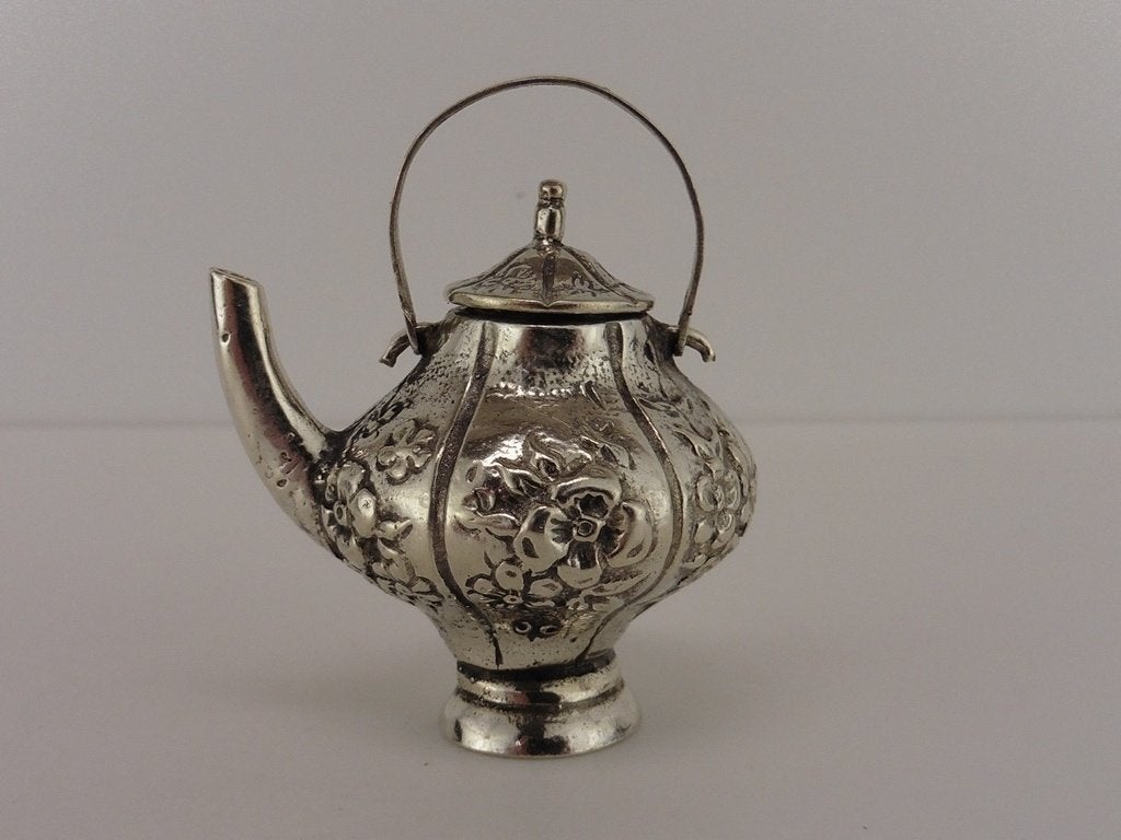 Zilveren miniatuur Theepot                               Z51, Antiek en Kunst, Ophalen of Verzenden, Zilver