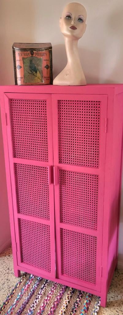 Capri Pink/Roze/Webbing/Kast, Ophalen