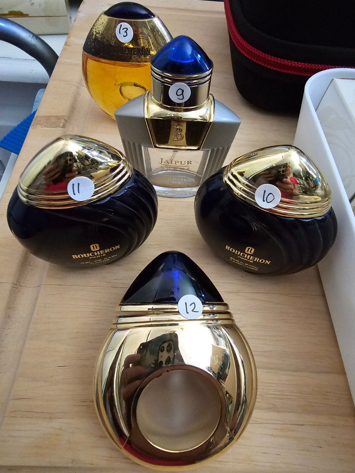 Diverse parfumflessen, waaronder Boucheron en Jaipur, Ophalen, Gebruikt