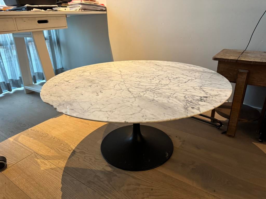 Saarinen Tulip salon tafel, Huis en Inrichting, Ophalen, 100 tot 150 cm, 50 tot 100 cm, Zo goed als nieuw