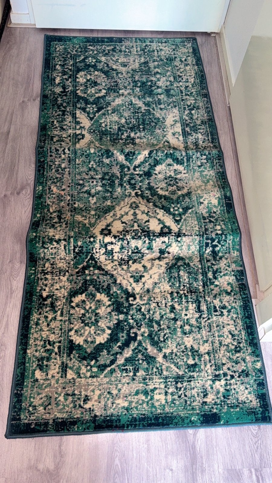 Groen/beige vloerkleed met oriëntaals patroon (2 stuks), 150 tot 200 cm, Nieuw, Ophalen of Verzenden, 150 tot 200 cm
