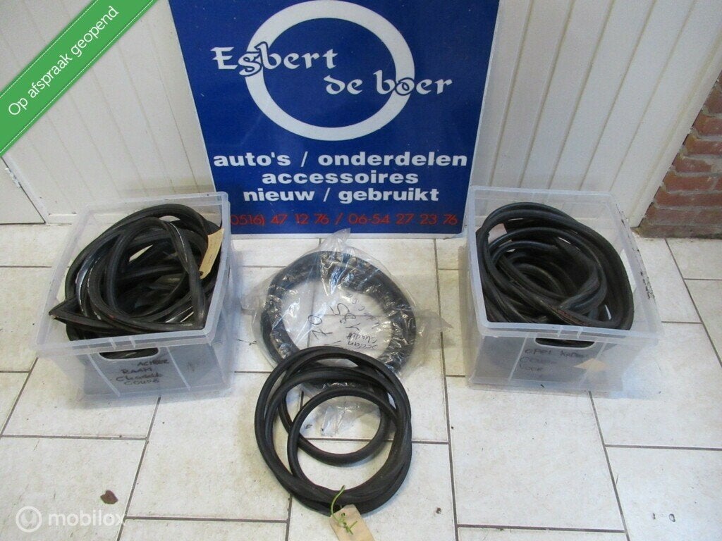 voor- + achterraamrubber  Kadett C Coupe Sedan Station Aero, Auto-onderdelen, Gebruikt, Opel, Ophalen of Verzenden, Opel