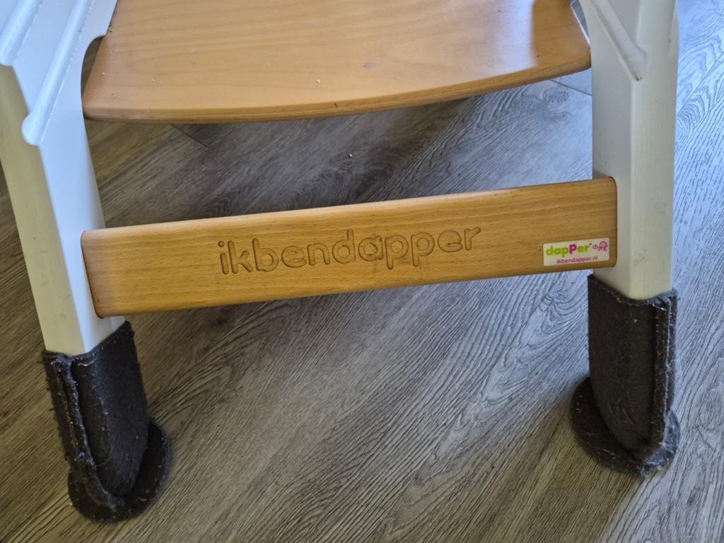 Ik ben dapper kinderstoel schilte, Ophalen