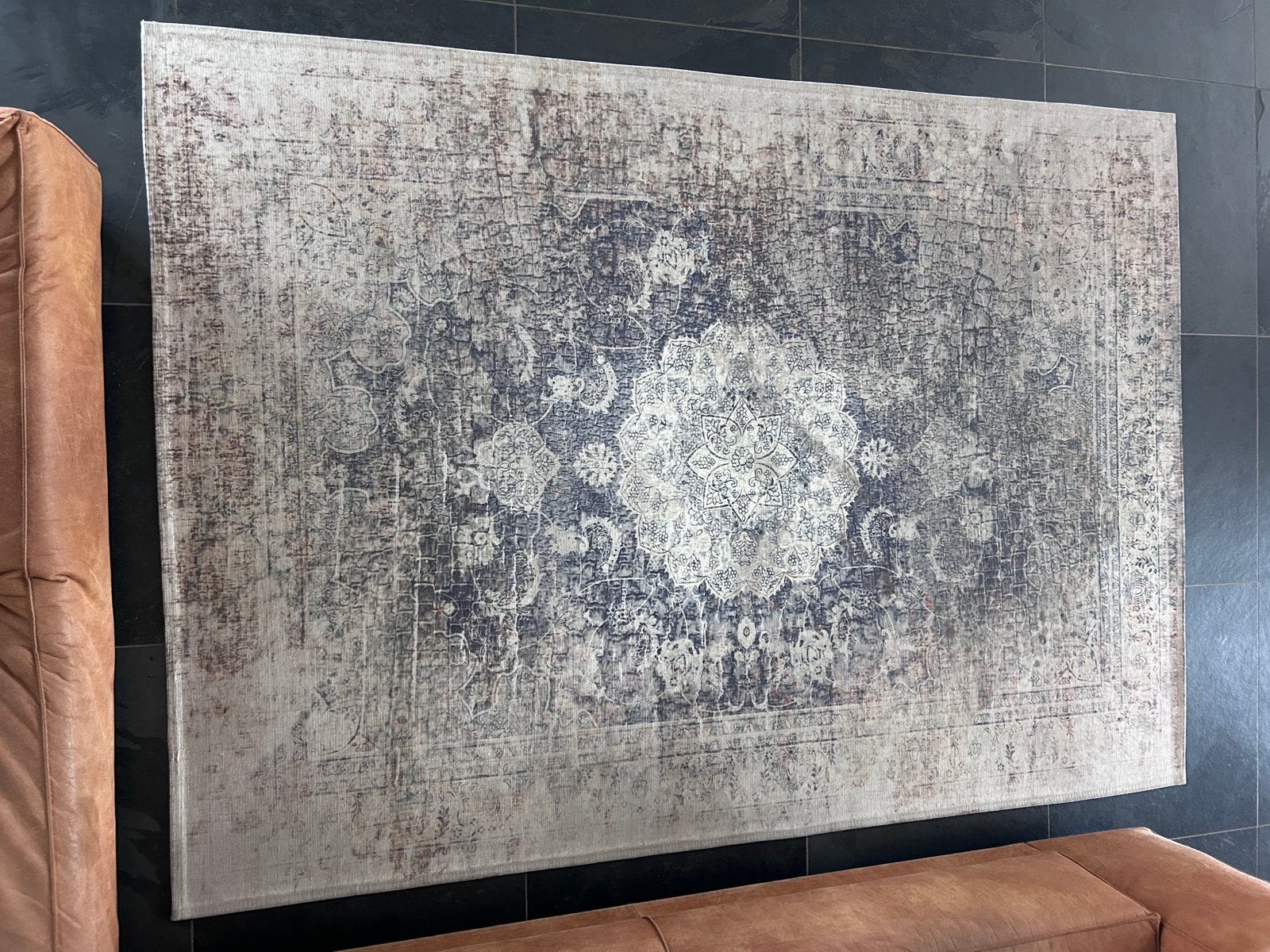 By-Boo Venice Vloerkleed Grijs/Beige 160x223cm, Huis en Inrichting, Ophalen, Gebruikt, 150 tot 200 cm, 200 cm of meer