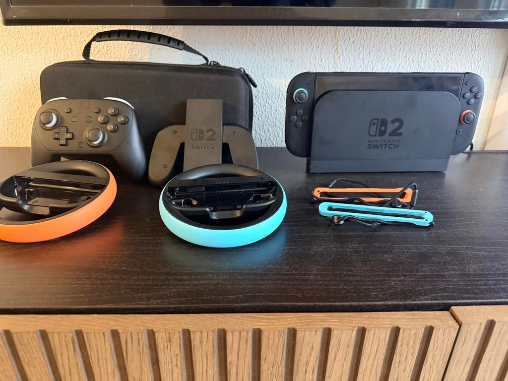 Nintendo Switch 2 complete set + spellen 22 maanden garantie, Spelcomputers en Games, Ophalen, Met games, Met 2 controllers, Zo goed als nieuw