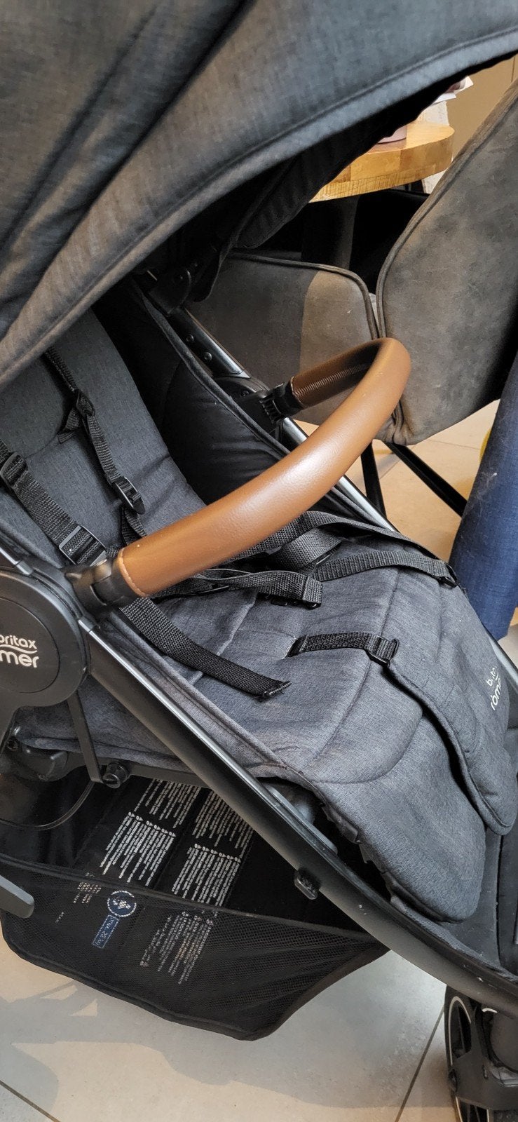Britax Römer buggy, Kinderen en Baby's, Kinderwagens en Combinaties, Ophalen of Verzenden, Zo goed als nieuw, Overige merken, Verstelbare duwstang