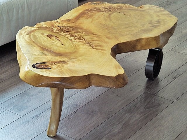 Boomstam salontafel, Ophalen, Overige materialen, 100 tot 150 cm, Boomstamtafel populier mooie vlam