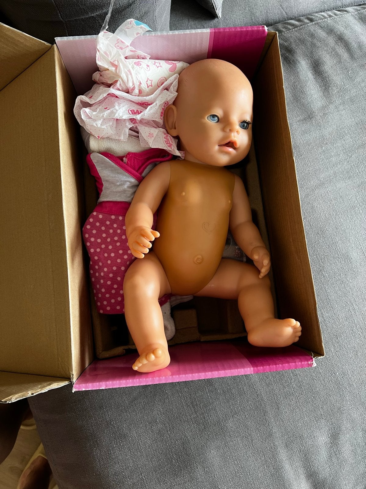 Baby Born set met pop en diverse kleding, Kinderen en Baby's, Speelgoed | Poppen, Gebruikt, Babypop, Ophalen of Verzenden