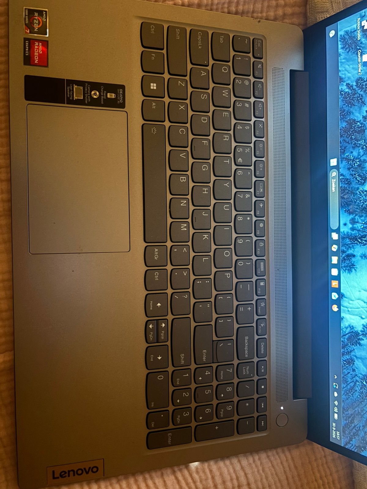 Lenovo IdeaPad Slim 3 15ABR8 Ryzen7 5825U 16GB RAM 512GB SSD, Ophalen, Zo goed als nieuw, 14 inch, SSD