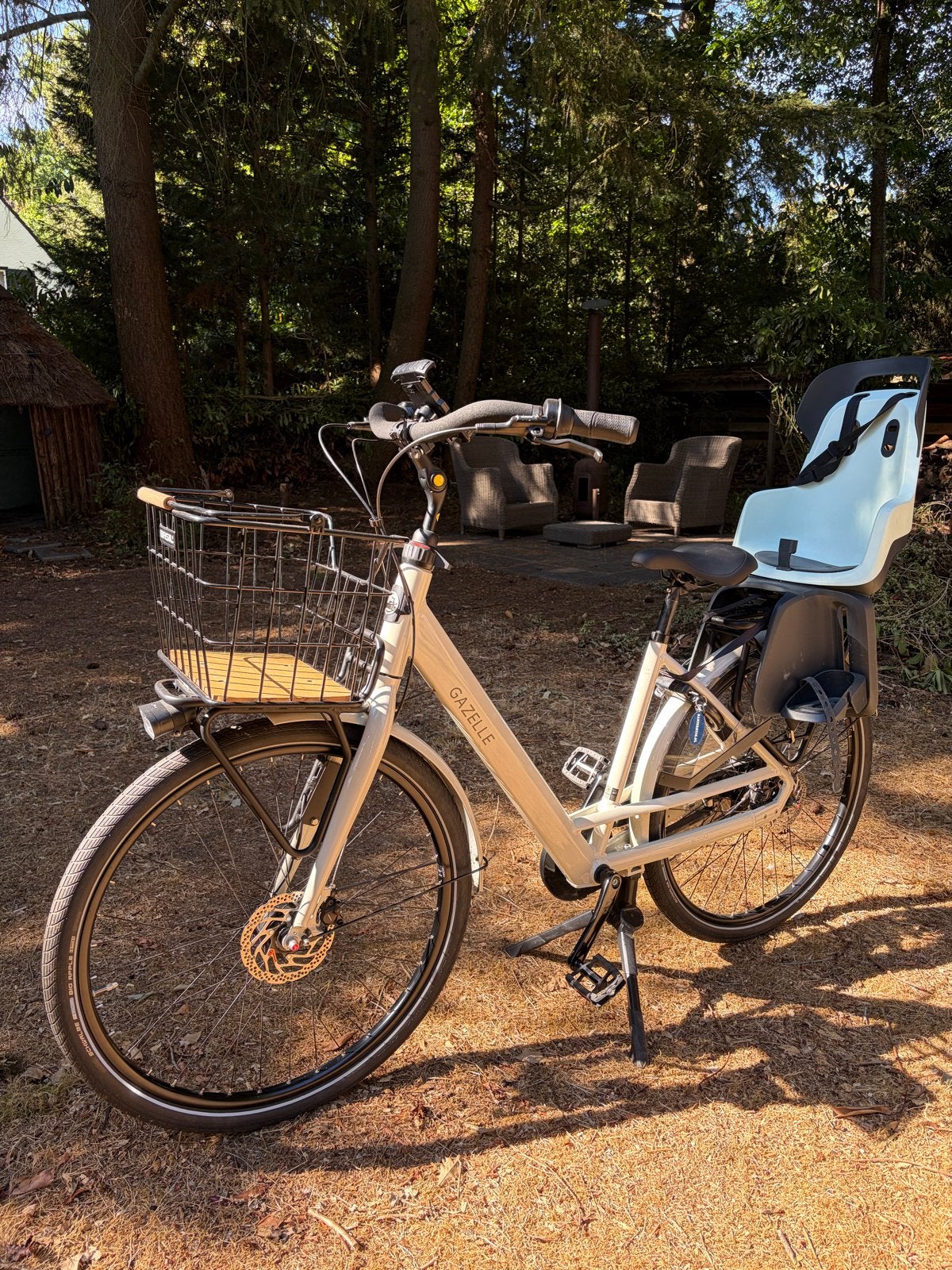 Gazelle Bloom C7 L49 Ivory White met kinderzitje en mand, Gebruikt, 47 tot 50 cm, Versnellingen, Ophalen of Verzenden