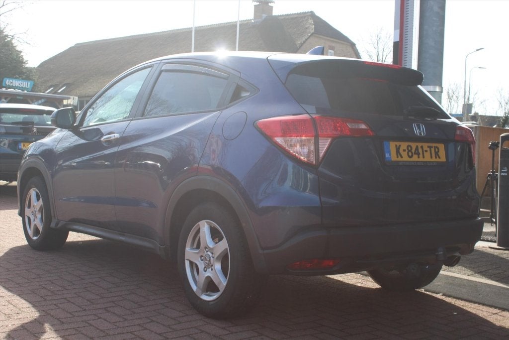 Honda HR-V 1.5 i-VTEC *Comfort* | Trekhaak | Cruise & Climat, Auto's, Stof, Stoelverwarming, Blauw, Bedrijf