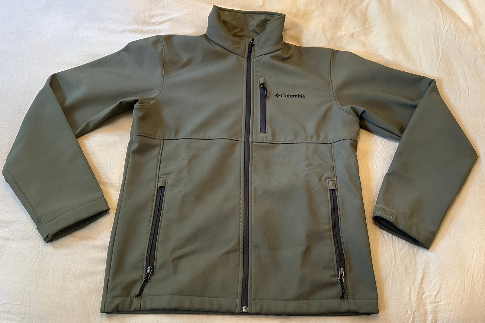 Columbia Ascender softshell jas maat M khaki groen / zwart, Ophalen of Verzenden, Zo goed als nieuw, Maat 48/50 (M), Groen