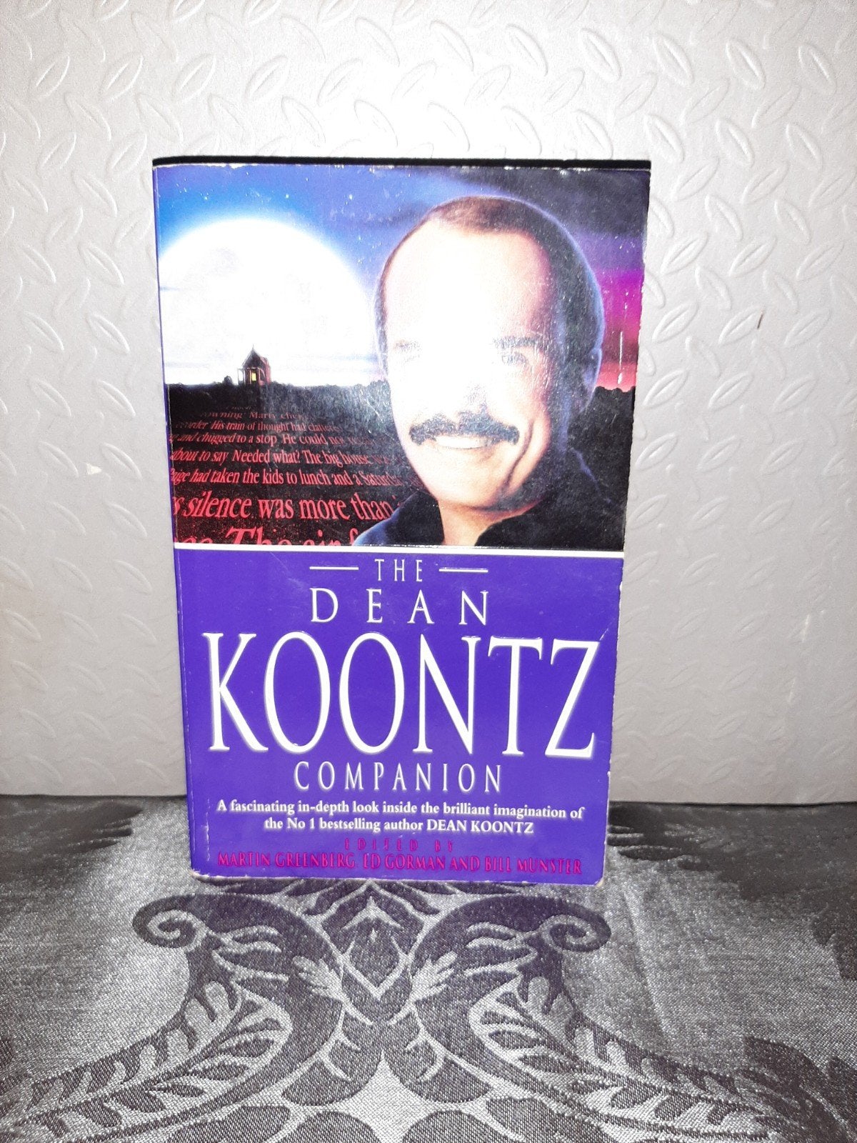 The Dean Koontz Companion - Boek over Dean Koontz, Ophalen of Verzenden, Gelezen, Martin H. Greenberg, Ed Gorman, Bill Munster
