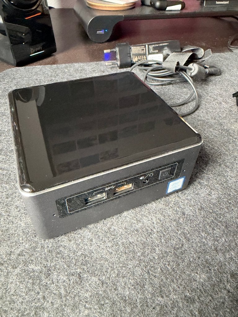 Intel NUC – i3 8e generatie | 8GB RAM | 240GB SSD | Win 11, 256 GB, 2 tot 3 Ghz, 8 GB, Intel NUC