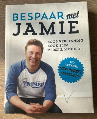 Jamie Oliver - Bespaar met Jamie, Boeken, Kookboeken, Ophalen of Verzenden, Gelezen, Overige gebieden