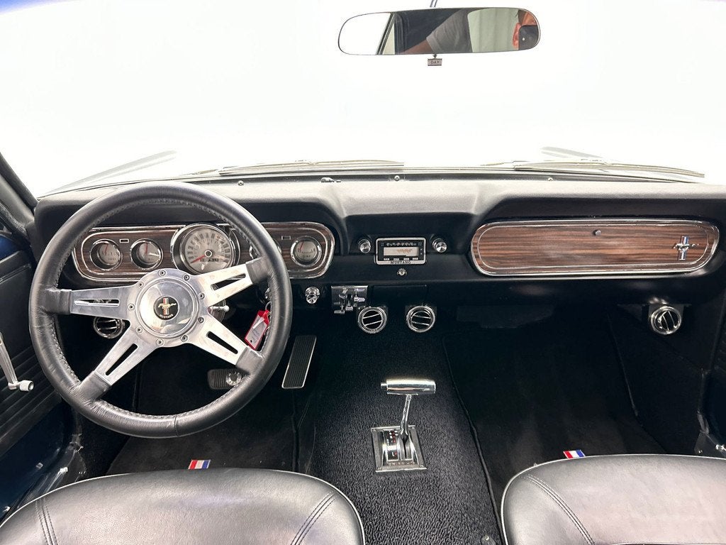 Ford MUSTANG V8 C-Code 347 Stroker 1966 *Gerestaureerd*, Automaat, Achterwielaandrijving, Zwart, Blauw