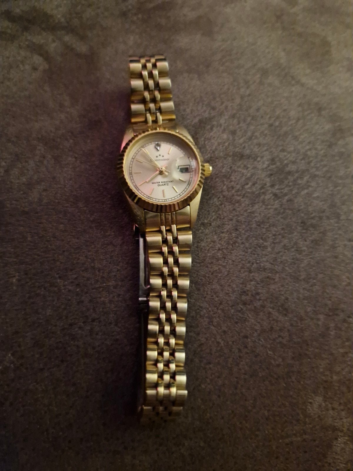 Horloge Commodore goudkleur
goudkleur, Overige merken, Polshorloge, Overige materialen, Ophalen of Verzenden