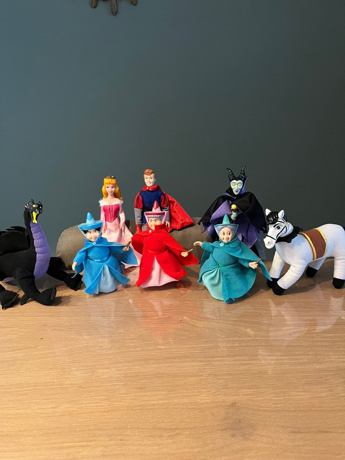 Gave set vintage Doornroosje figuren poppen, Verzamelen, Disney, Ophalen of Verzenden, Overige figuren, Beeldje of Figuurtje