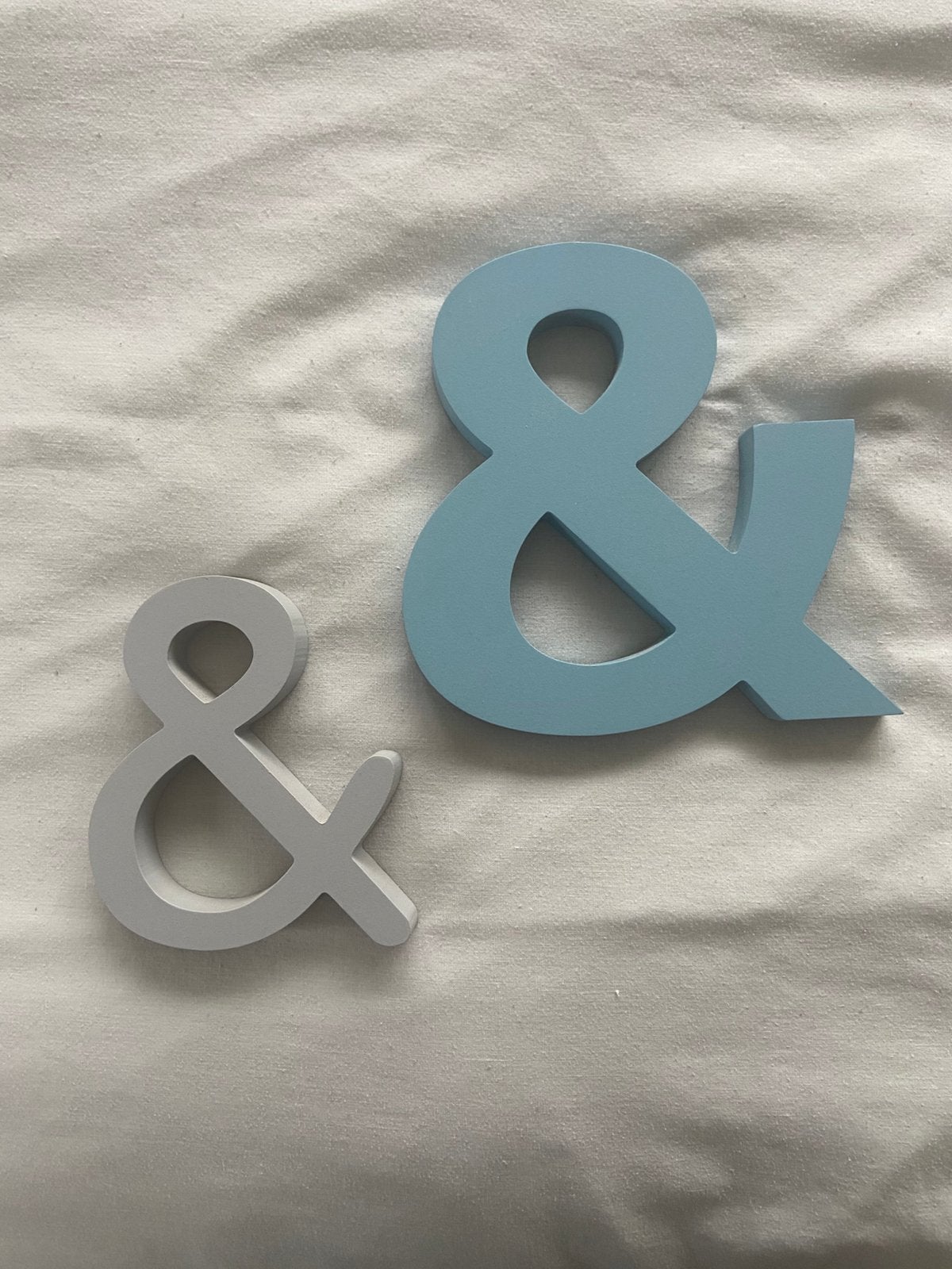 Decoratieve Houten '&' Tekens - Set van 2, Ophalen of Verzenden, Zo goed als nieuw, Hout
