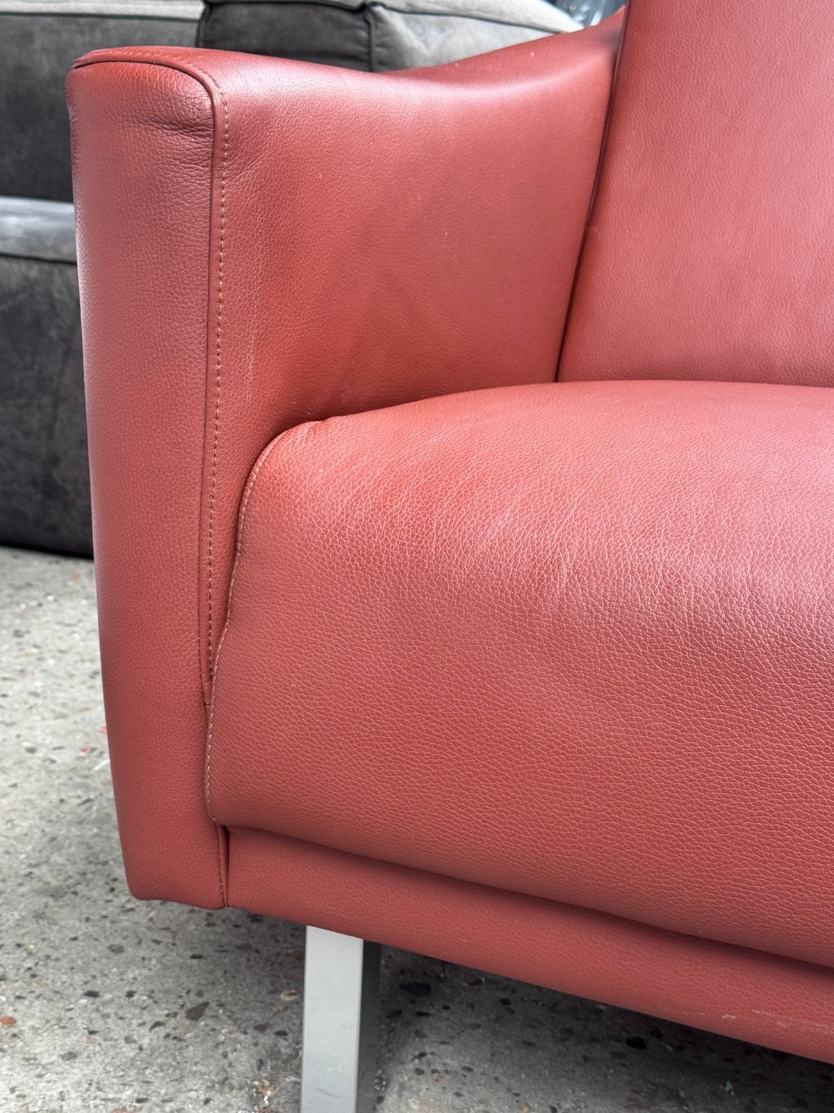 Design Bank Leer - Rood - 205 x 90cm, Ophalen, Gebruikt, Driepersoons, Rechte bank