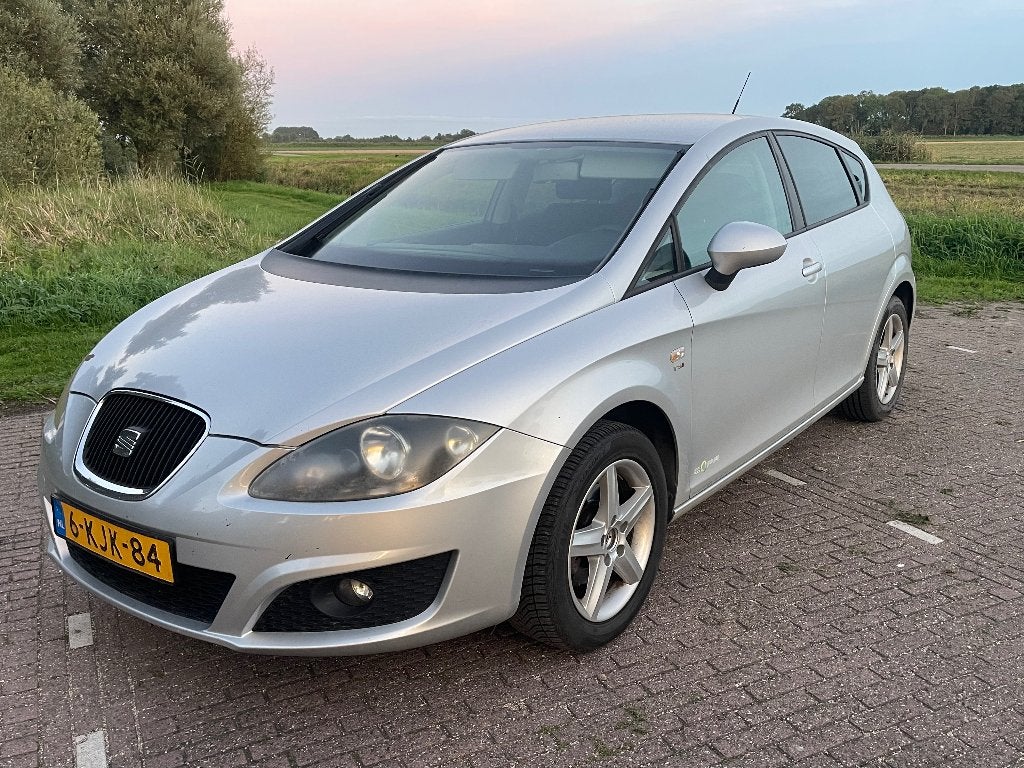 Seat Leon 1.2 TSI 77KW 2013 Grijs, Voorwielaandrijving, Zwart, 4 cilinders, Leon