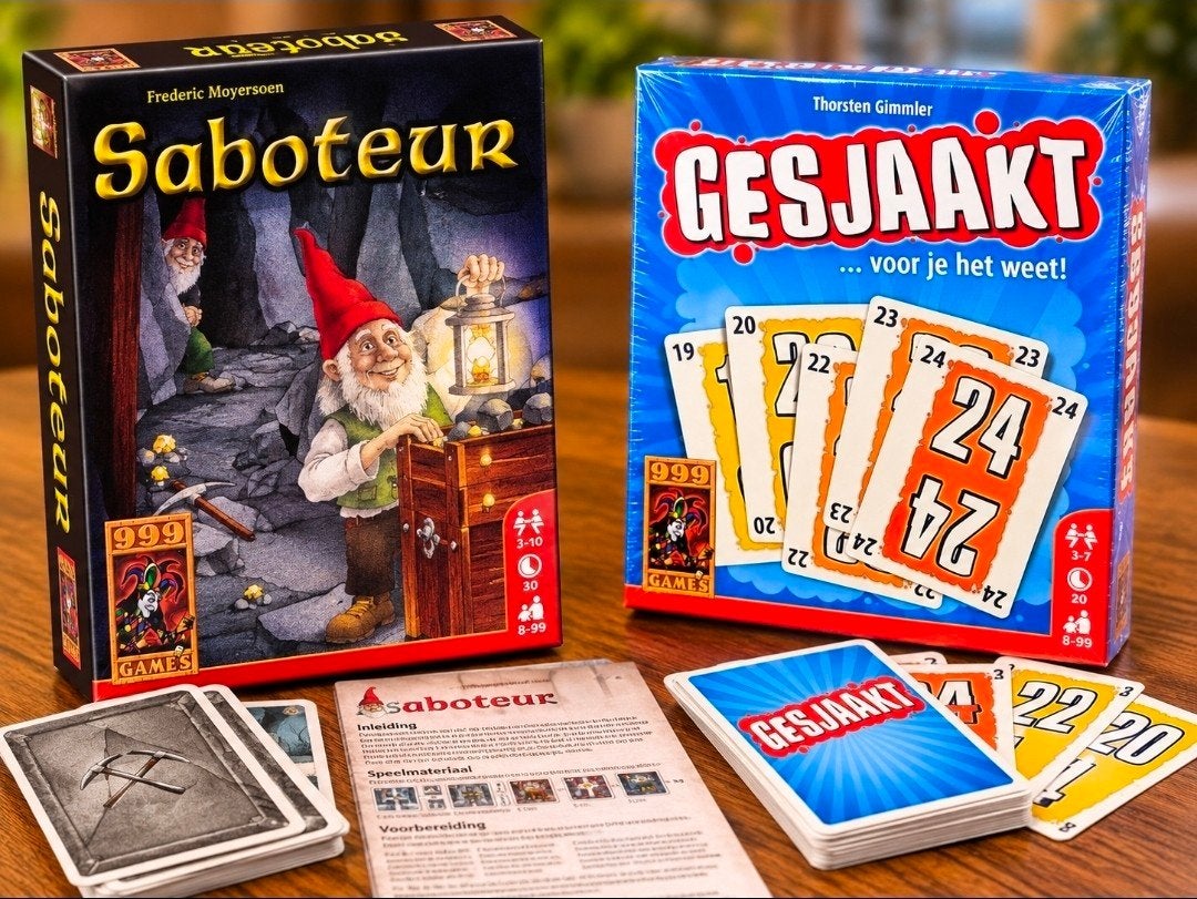 Saboteur & Gesjaakt! - Twee leuke kaartspellen, Drie of vier spelers, Ophalen of Verzenden, Zo goed als nieuw, 999 Games