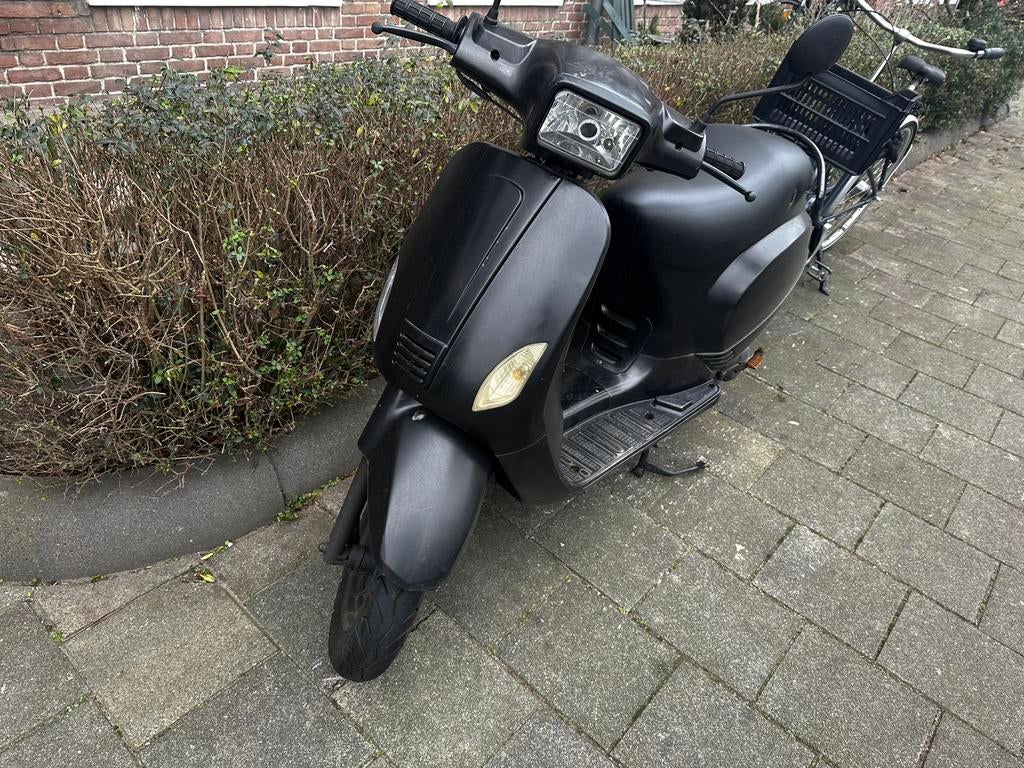 La souris vespelini s, Ophalen, Zo goed als nieuw, Benzine, Overige merken