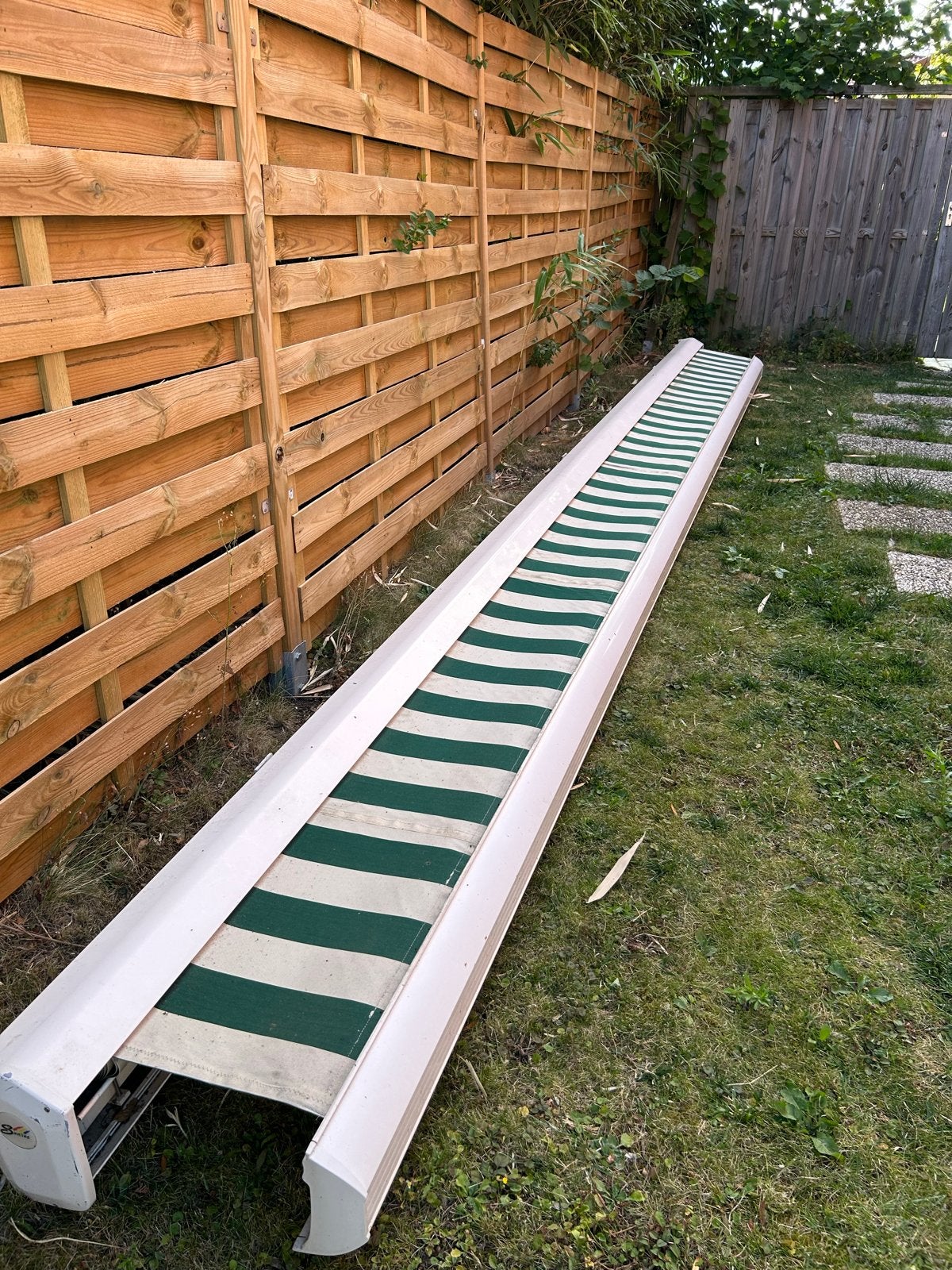 Sunline Knikarmscherm - Groen/Wit gestreept, Tuin en Terras, Zonneschermen, Ophalen, Gebruikt, 450 cm of meer, Elektrisch