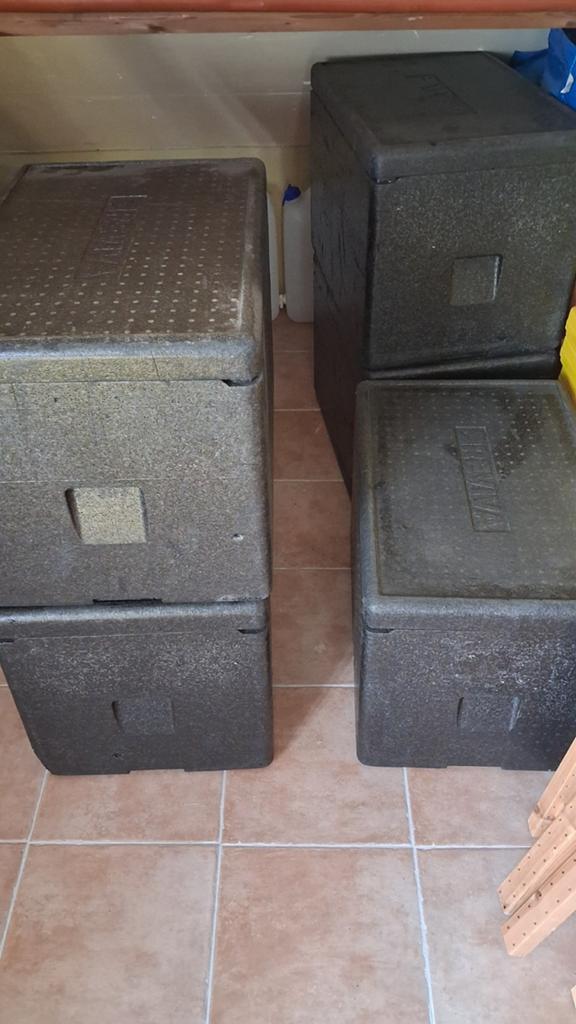 5 thermoboxen te koop gebruikt voor catering, Ophalen