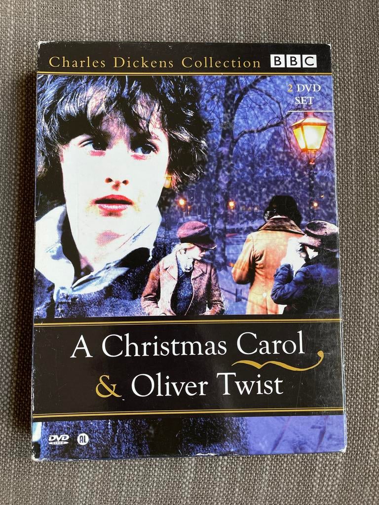 Charles Dickens Collection: A Christmas Carol & Oliver Twist, Vanaf 9 jaar, Ophalen of Verzenden, Gebruikt