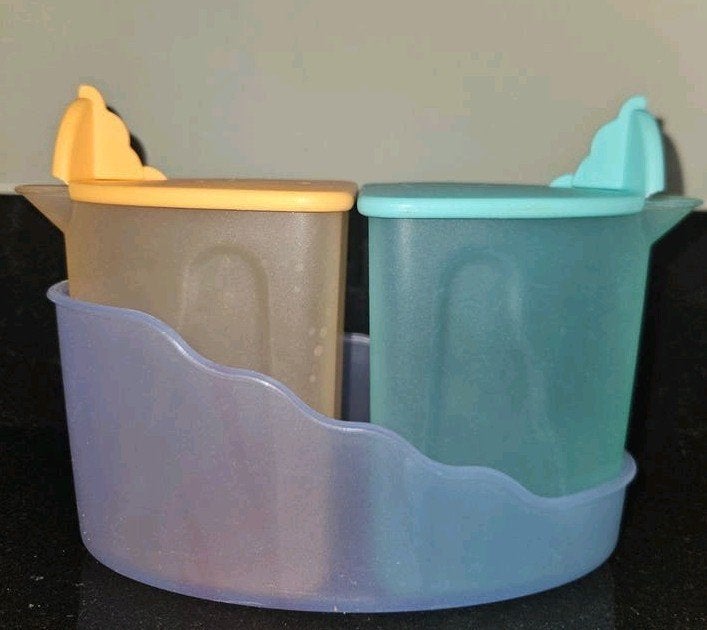 Tupperware Melk en Suiker Setje ideaal op boot of caravan, Huis en Inrichting, Keuken | Tupperware, Ophalen of Verzenden, Zo goed als nieuw