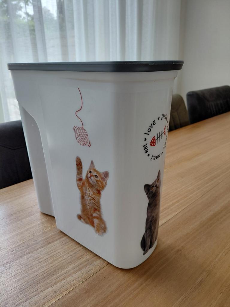 Curver kattenvoer silo, Dieren en Toebehoren, Ophalen