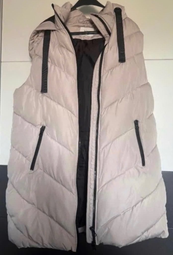 Dames lange bodywarmer, Ophalen of Verzenden, Zo goed als nieuw, Maat 46/48 (XL) of groter, Beige