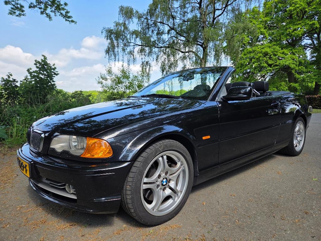 BMW 3-Serie 330Ci Cabrio full option + standkachel+ trekhaak, Auto's, Automaat, Zwart, 1595 kg, Cabriolet