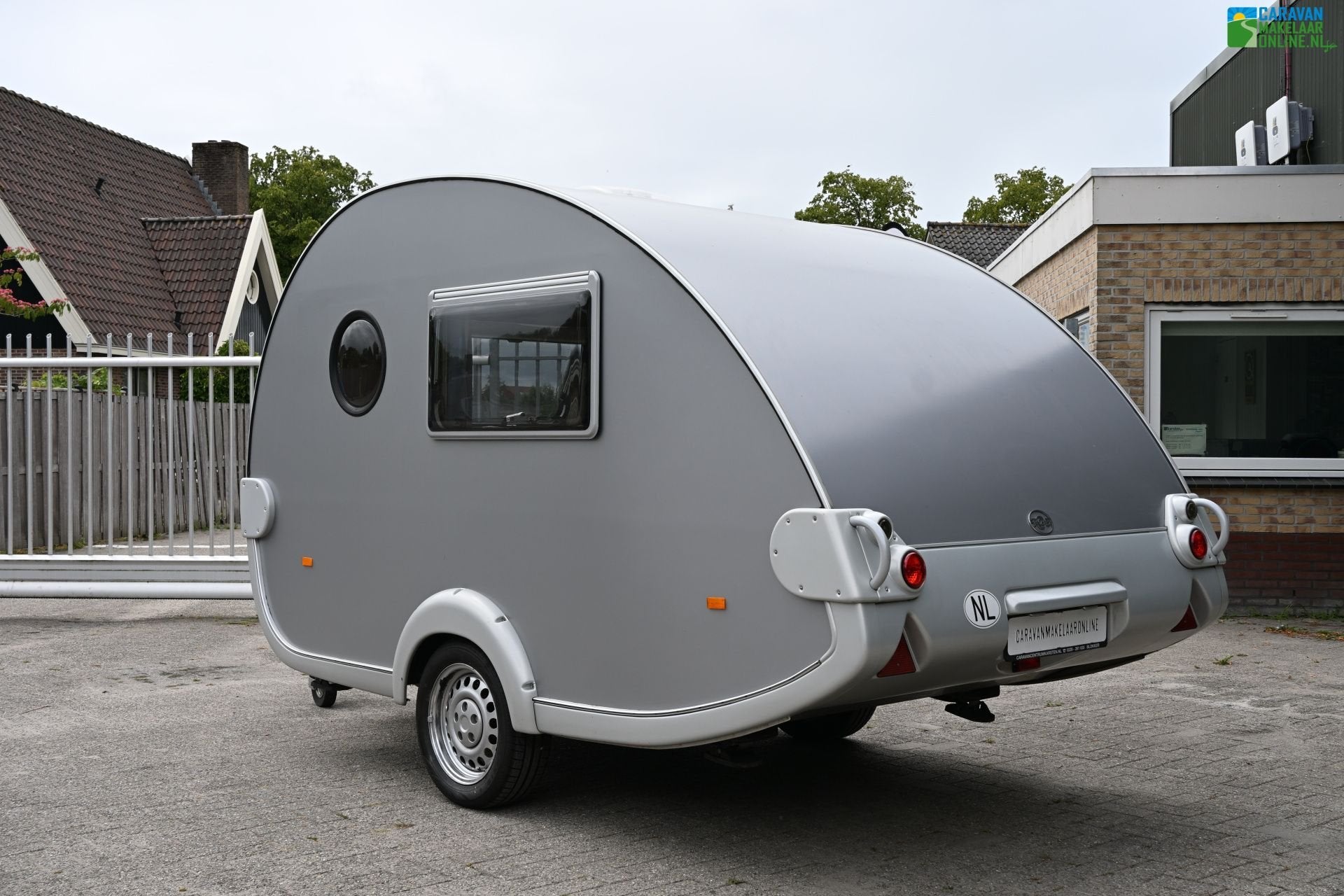 T@B Basic 320 RS|750KG|Voortent|Luifel|Lengteslaper|BOVAG26, Rondzit, Tot en met 2, Bedrijf, T@b