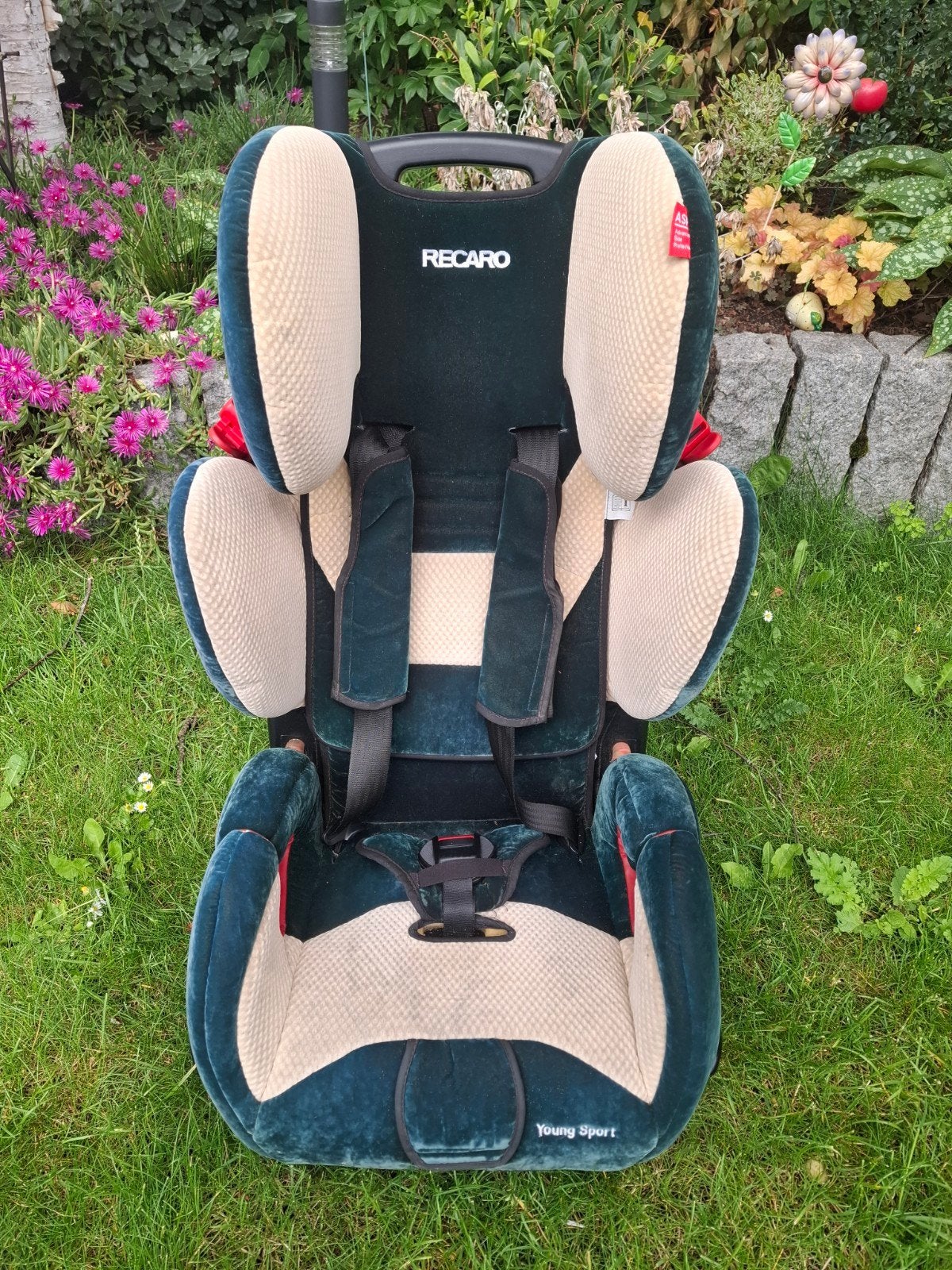 Recaro Young Sport autostoel 9-36 kg - gordelbevestiging, Verstelbare rugleuning, Autogordel, 9 t/m 36 kg, Ophalen