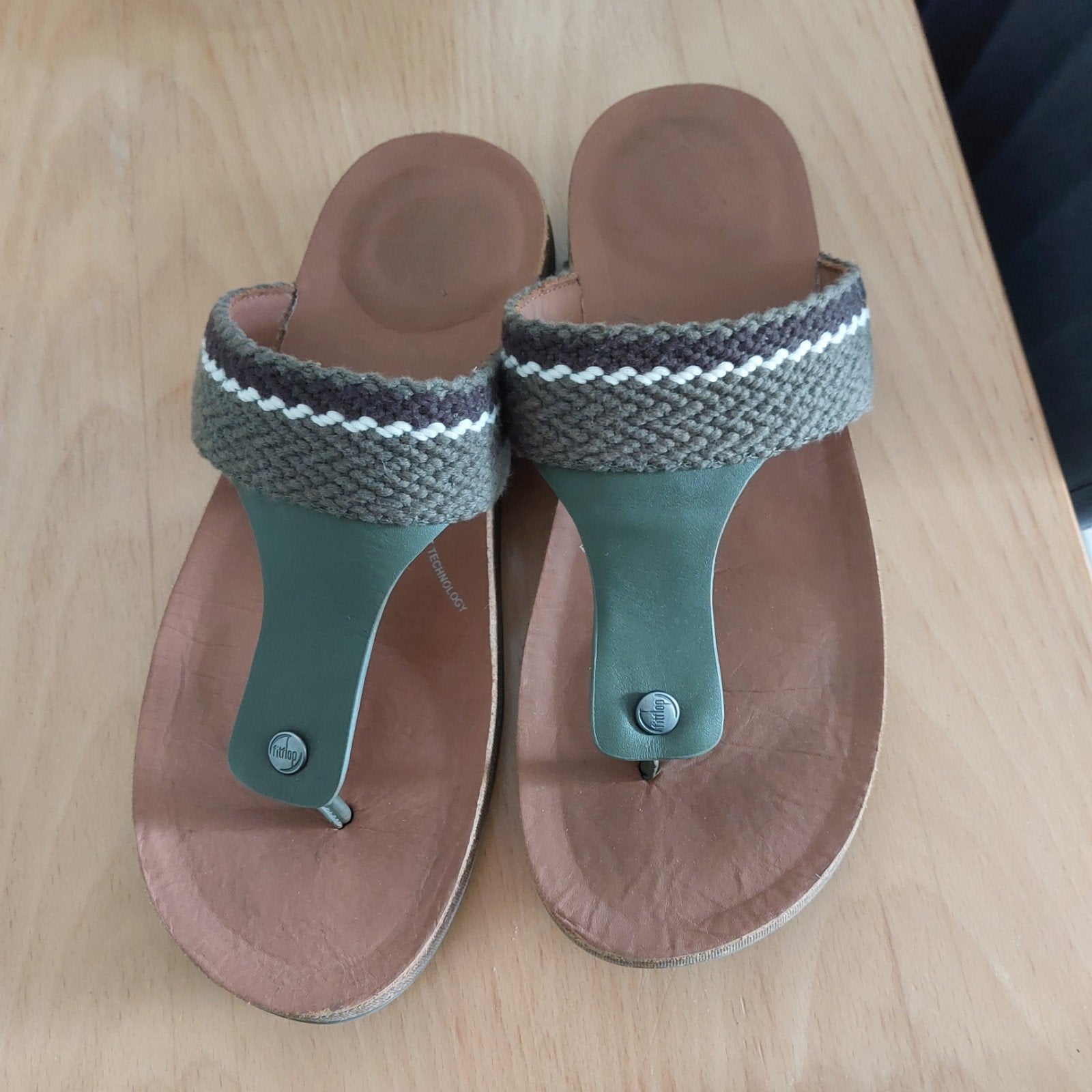 Fitflop mooie nieuwe slippers. Maat 43, Verzenden, Nieuw, Zwart