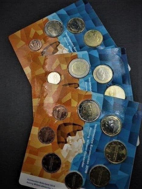 (2039-41) NEDRLAND   3 STUKS   UNC SETJES   2016, Ophalen of Verzenden, Koning Willem I, Euro's, Setje