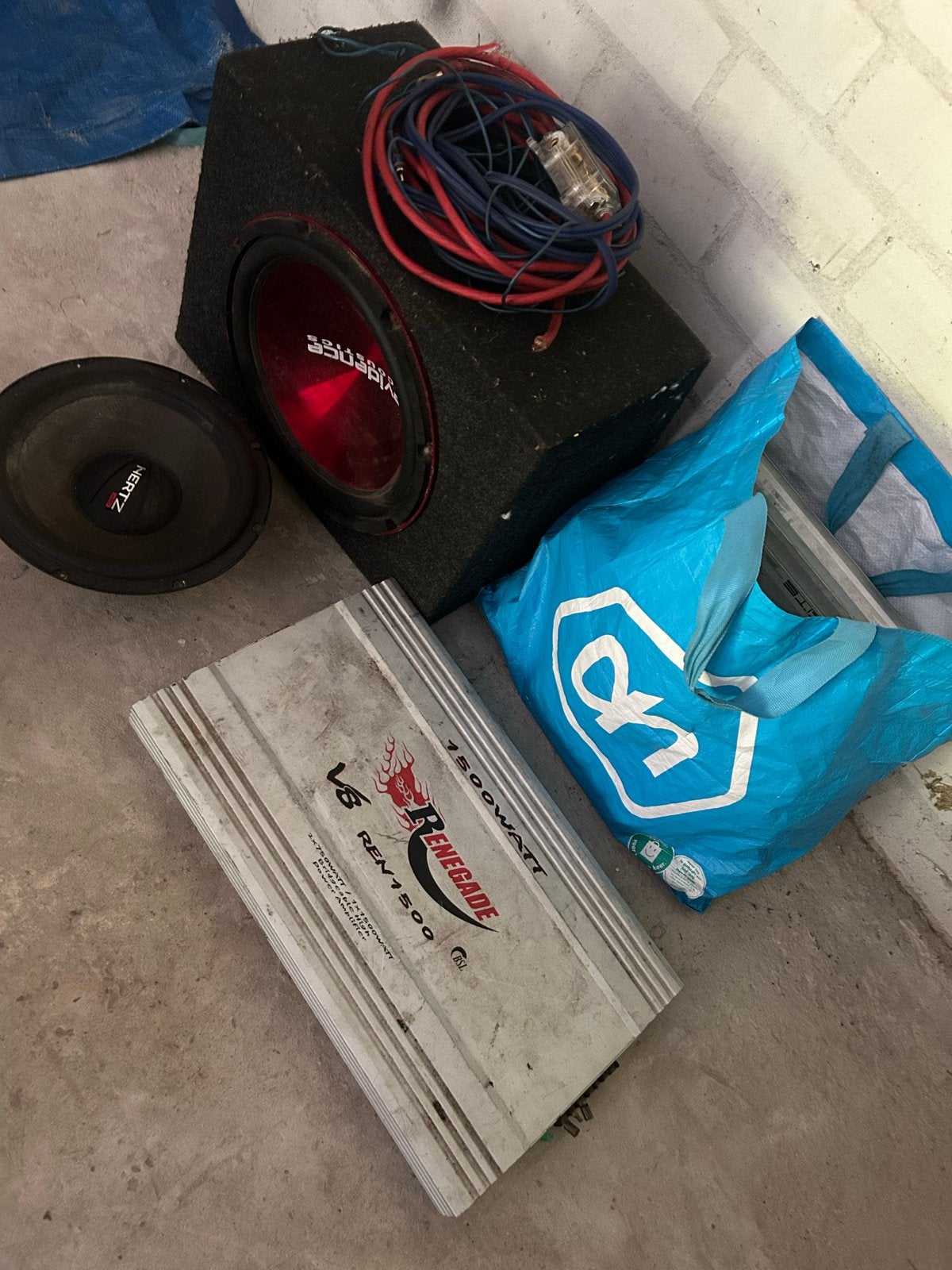 Auto audio set: versterkers, subwoofer, radio's, Auto diversen, Ophalen of Verzenden, Gebruikt