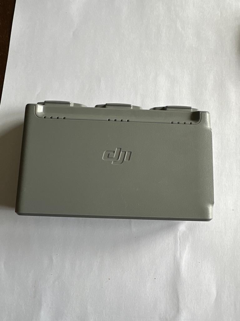 DJI Mini 4K laadstation + 3 accu’s, Minder dan 100 meter, Ophalen of Verzenden, Zo goed als nieuw, DJI