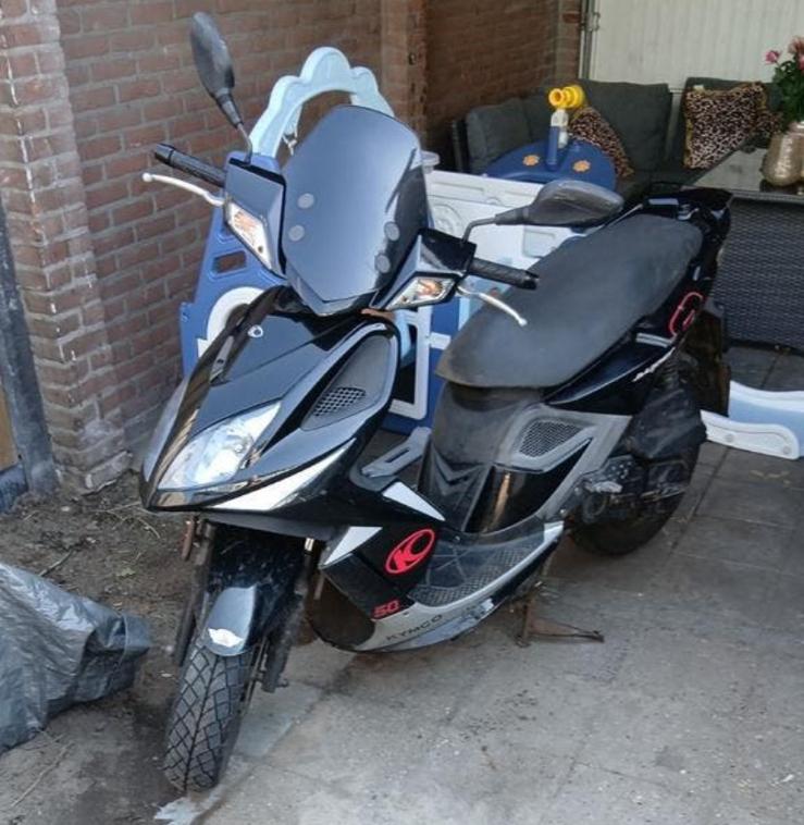 Kymco super 8, Ophalen, Maximaal 45 km/u, Zo goed als nieuw, 50 cc