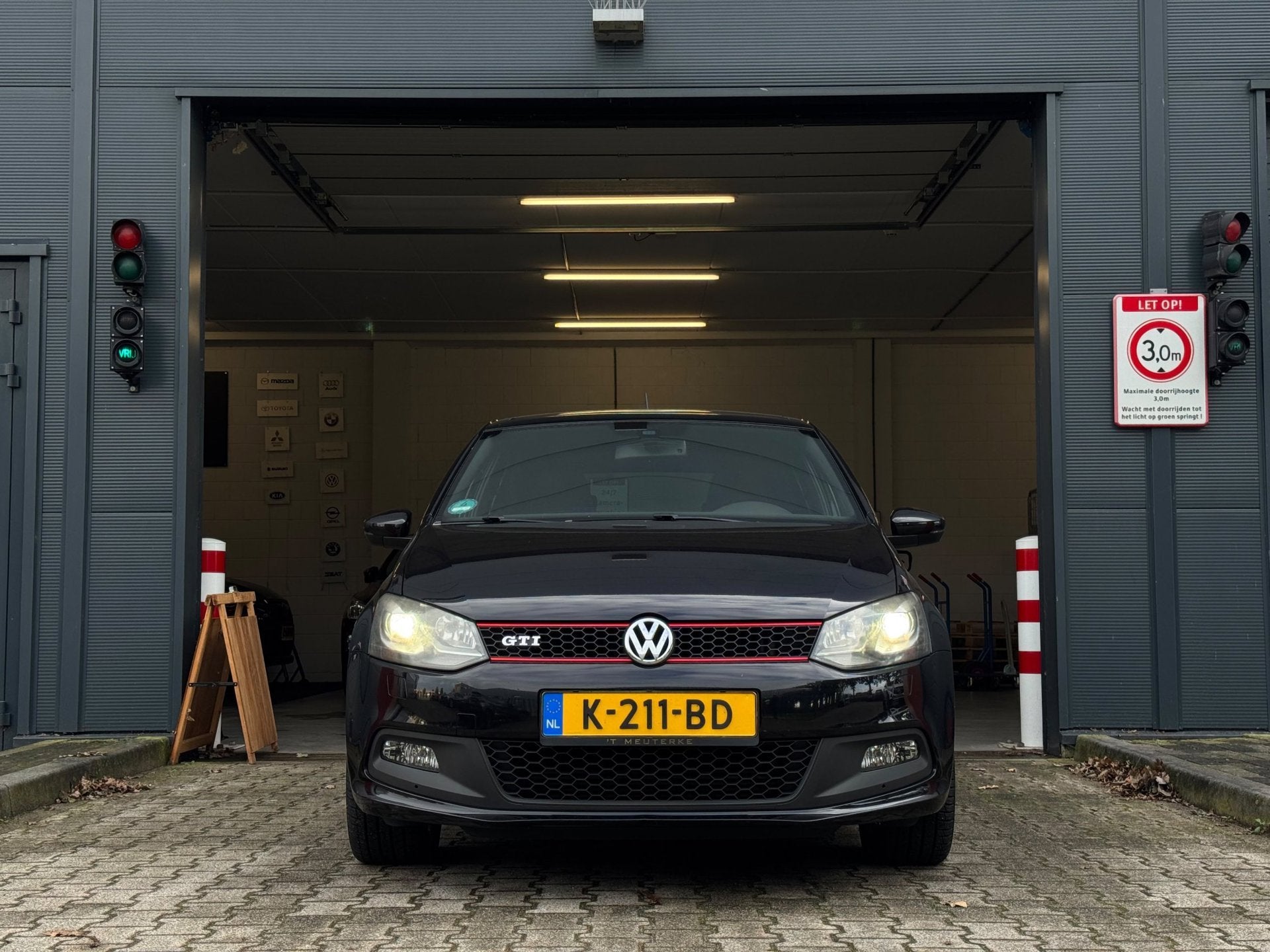Volkswagen Polo 1.4 TSI GTI / PANO / XENON / STOELVERW / CRU, Euro 5, Stof, 4 cilinders, Met garantie (alle)
