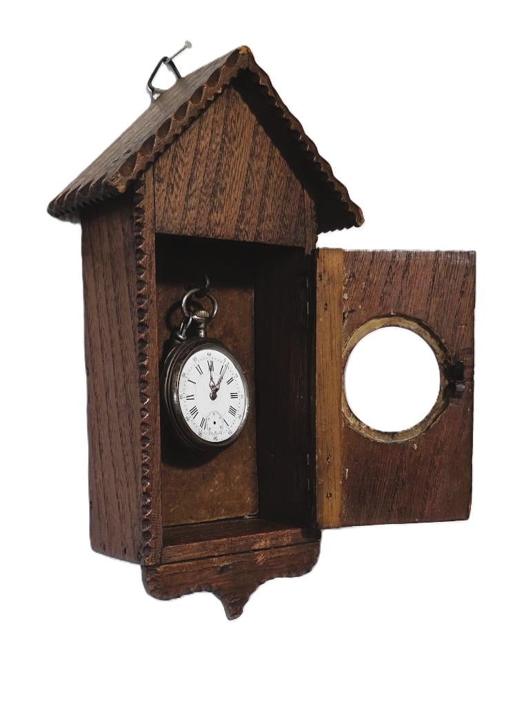 Zeldzaam antiek houten zakhorloge kastje., Overige merken, Overige materialen, Zakhorloge, 1900 tot 1930