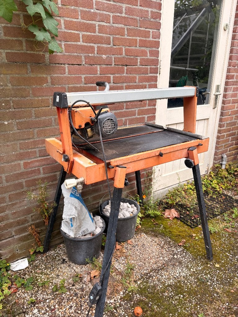Profi-Tech Diamant FLC230 Tegelzaagmachine- €120, Doe-het-zelf en Verbouw, Gereedschap | Zaagmachines, Ophalen, Gebruikt, 1200 watt of meer