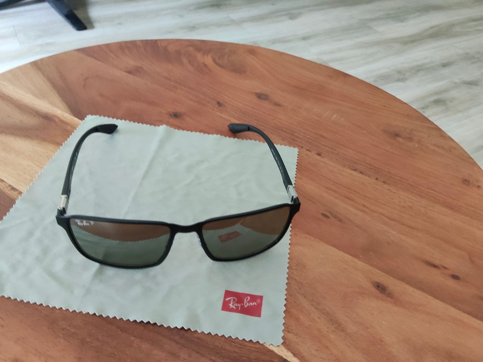 Mooie RayBan RB3721CH, Ophalen, Zonnebril, Zwart, Zo goed als nieuw